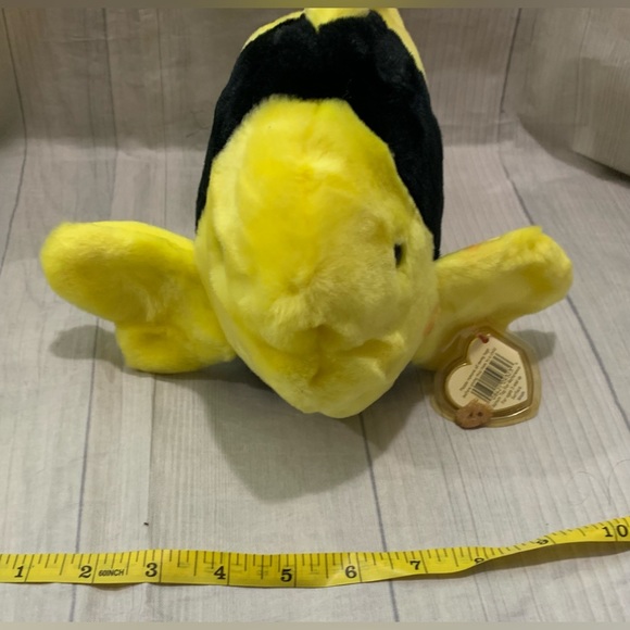 Ty Beanie Baby: Bubbles the Fish | Stuffed Animal - Picture 3 of 8